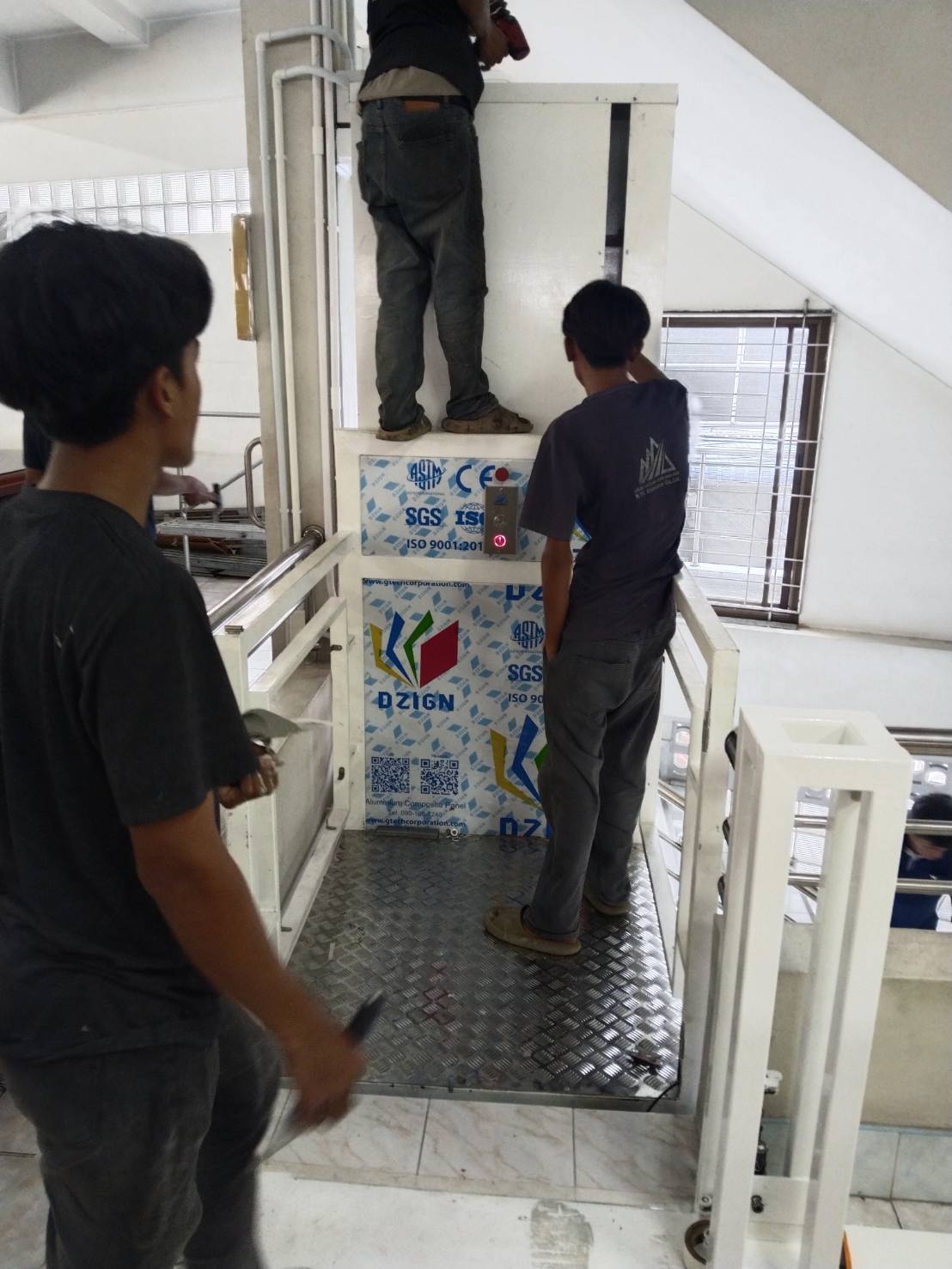 HYDRAULIC LIFT ELEVATOR 11